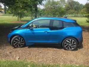 Research 2017
                  BMW i3 pictures, prices and reviews